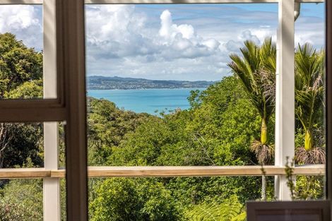 Photo of property in 61 Fairview Crescent, Omiha, Waiheke Island, 1081