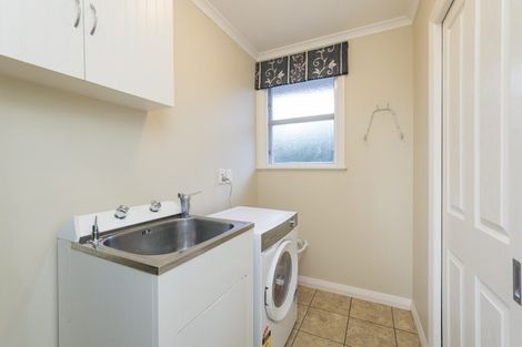 Photo of property in 297 Oroua Road, Kairanga, Palmerston North, 4475