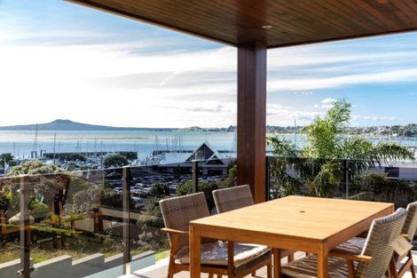 Photo of property in 72 Compass Way, Half Moon Bay, Auckland, 2012