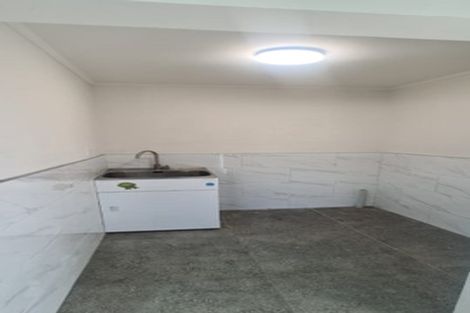 Photo of property in 10 Romney Place, Manurewa, Auckland, 2102