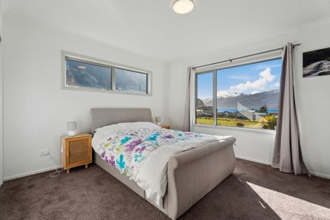 Photo of property in 1 Hector Close, Kingston, Athol, 9793