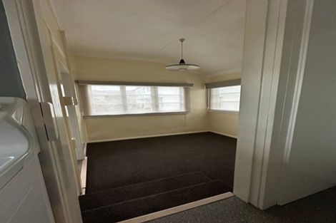 Photo of property in 2 Moorefield Road, Johnsonville, Wellington, 6037