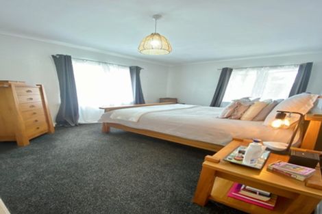 Photo of property in 19 Tahi Terrace, Glen Eden, Auckland, 0602