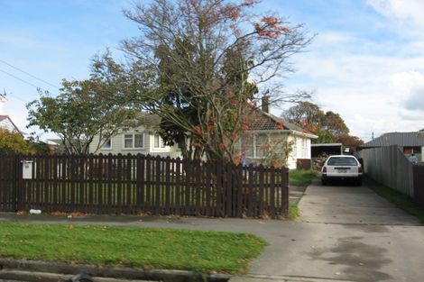 Photo of property in 17 Primrose Street, Northcote, Christchurch, 8052