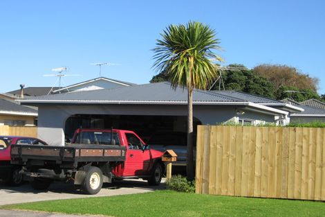 Photo of property in 6 Elizabeth Street, Orewa, 0931