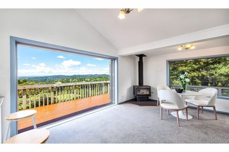 Photo of property in 312 Forest Hill Road, Waiatarua, Auckland, 0612