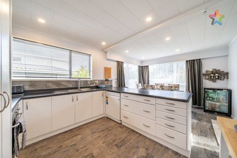 Photo of property in 43 Discovery Drive, Whitby, Porirua, 5024