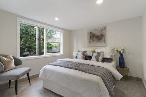 Photo of property in 122 Beach Road, Castor Bay, Auckland, 0620