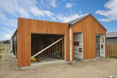 Photo of property in 40 Obelisk Street, Wanaka, 9305