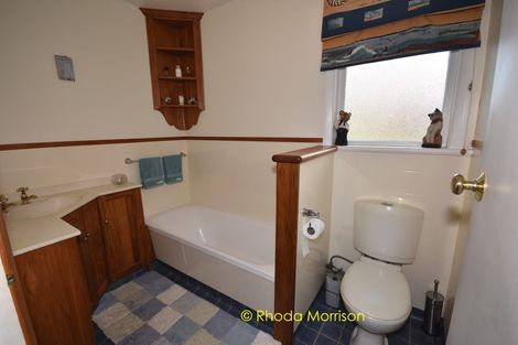 Photo of property in 1908 Paparoa Valley Road, Paparoa, 0571