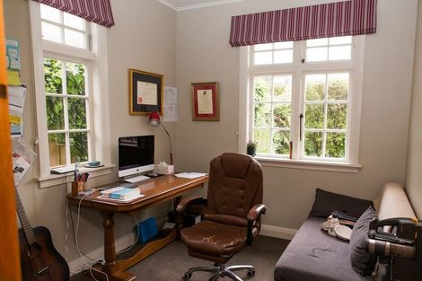 Photo of property in 4 Omar Street, Khandallah, Wellington, 6035