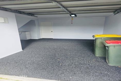 Photo of property in 12 Kevale Place, Manurewa, Auckland, 2102