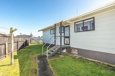 Photo of property in 38 Tongariro Street, Castlecliff, Wanganui, 4501
