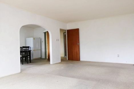 Photo of property in 4 Tawavale Crescent, Totara Vale, Auckland, 0629