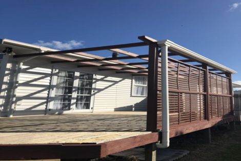 Photo of property in 63 Butterworth Drive, Glendene, Auckland, 0602