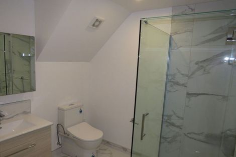 Photo of property in 4/10 Wilsher Crescent, Henderson, Auckland, 0612