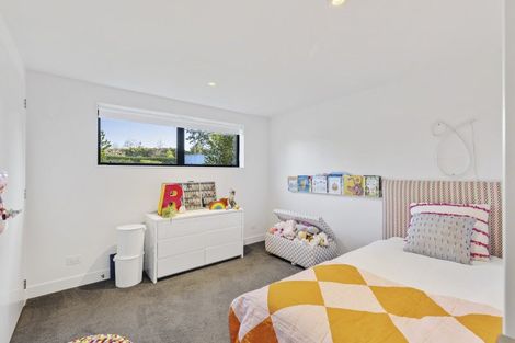 Photo of property in 111 Polson Hill Drive, Aokautere, Palmerston North, 4471