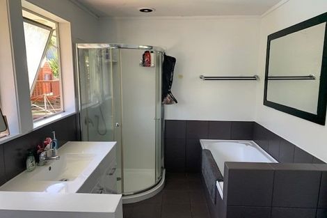 Photo of property in 12 Montana Place, Dinsdale, Hamilton, 3204