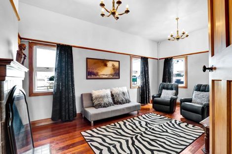 Photo of property in 58 South Road, Manaia, 4612