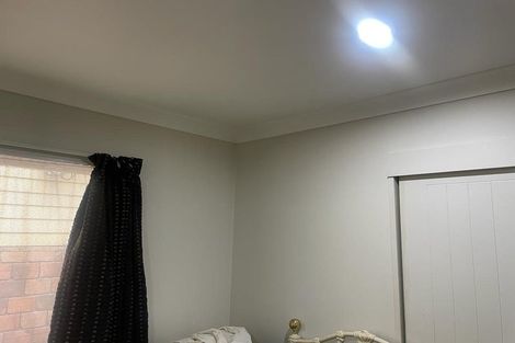 Photo of property in 27e New Windsor Road, Avondale, Auckland, 0600