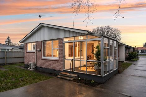 Photo of property in 250b Harewood Road, Bishopdale, Christchurch, 8053