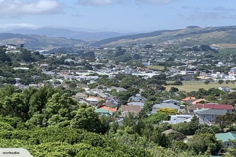 Photo of property in 14 Marjory Close, Broadmeadows, Wellington, 6035