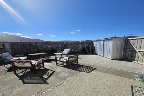 Photo of property in 17 Consort Close, Paraparaumu Beach, Paraparaumu, 5032