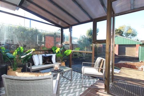 Photo of property in 21 Inwoods Road, Parklands, Christchurch, 8083