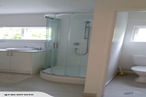 Photo of property in 1/9 Hague Place, Birkenhead, Auckland, 0626