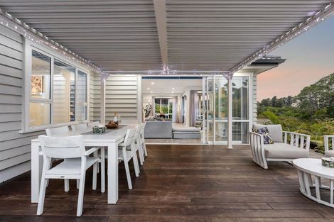 Photo of property in 2 Nikau Way, Riverhead, 0820