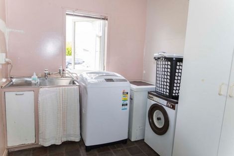 Photo of property in 71 Gordon Street, Dannevirke, 4930