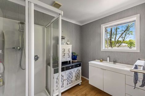 Photo of property in 21 Pararewa Drive, Whalers Gate, New Plymouth, 4310