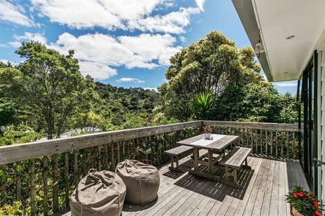 Photo of property in 6 Glastron Place, Bayview, Auckland, 0629