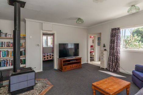 Photo of property in 31 Muapoko Street, Himatangi Beach, Foxton, 4891