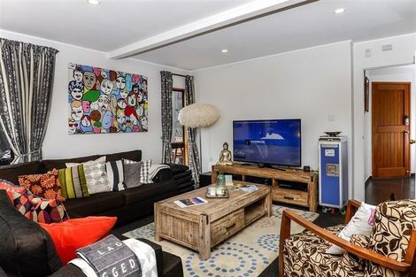 Photo of property in 2c Cradock Street, Avondale, Auckland, 1026