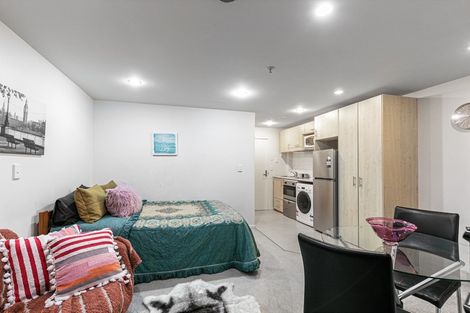 Photo of property in The Silo Apartments, 9g/23 Emily Place, Auckland Central, Auckland, 1010