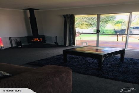 Photo of property in 24 Henderson Street, Otane, 4202