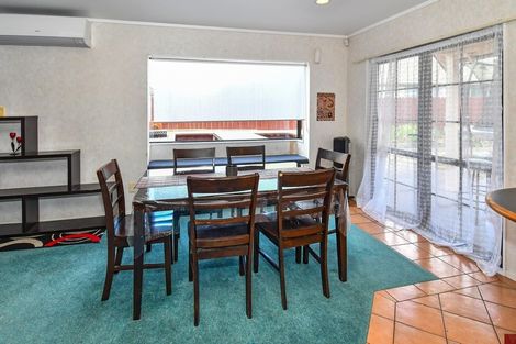 Photo of property in 21 Trossach Place, Wattle Downs, Auckland, 2103
