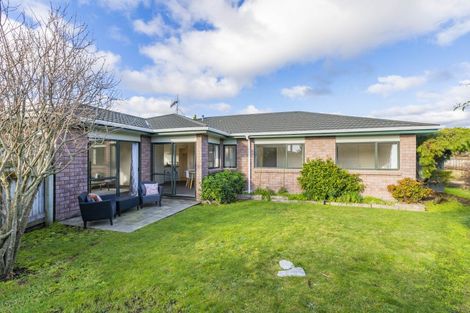 Photo of property in 16 Beachwater Grove, Paraparaumu Beach, Paraparaumu, 5032