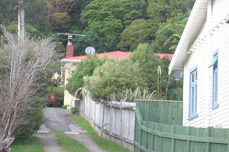Photo of property in 381 Karori Road, Karori, Wellington, 6012