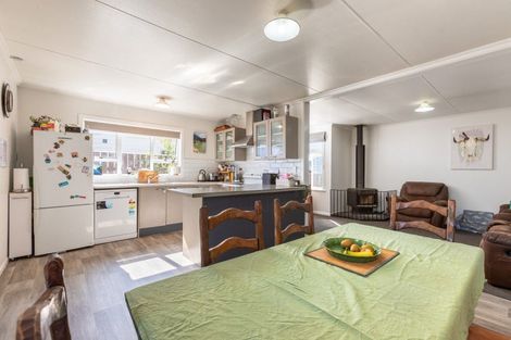 Photo of property in 33 Tennyson Street, Dannevirke, 4930