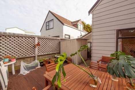 Photo of property in 2/46 Wingfield Place, Churton Park, Wellington, 6037