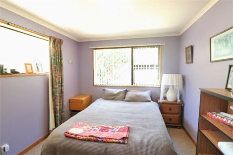 Photo of property in 2 Manse Road, Pahurehure, Papakura, 2113