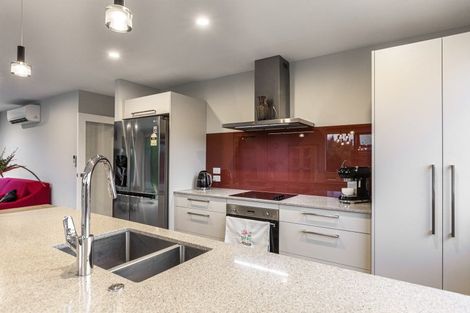 Photo of property in 6 Waimiri Road, Glenbrook, Waiuku, 2681