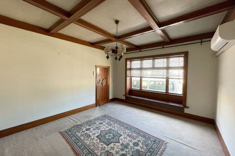 Photo of property in 105 Macandrew Road, South Dunedin, Dunedin, 9012