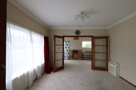 Photo of property in 22 Duncan Street, Tawa, Wellington, 5028