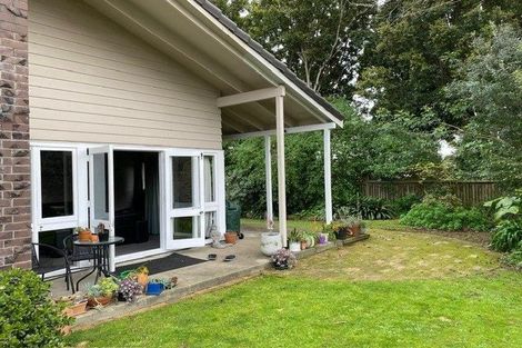 Photo of property in 4 Nassau Court, Half Moon Bay, Auckland, 2012