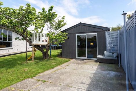 Photo of property in 50 Stanbury Avenue, Somerfield, Christchurch, 8024