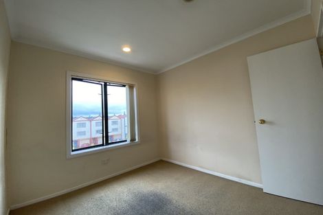Photo of property in Tuscany Towers, 53/1 Ambrico Place, New Lynn, Auckland, 0600