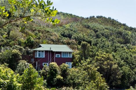 Photo of property in 86 Evans Bay Parade, Roseneath, Wellington, 6021